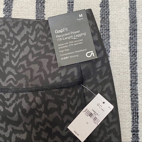 GAP FIT High Rise Power Compression Recycled 7/8 Leggings - Picture 4 of 8